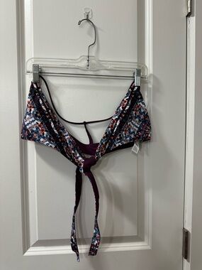 Athleta Floral Tie-Back Bralette in Plum and Navy